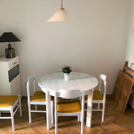 Ferienwohnung Apartman Gloria Mali Lošinj Exterior foto