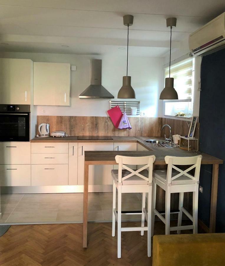 Ferienwohnung Apartman Gloria Mali Lošinj Exterior foto